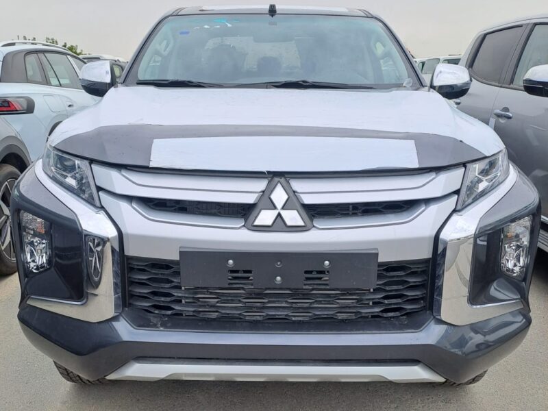 2023 Mitsubishi L200 Sportero 2.4 Litres 4 Cylinder Diesel Engine Black Pick Up Truck