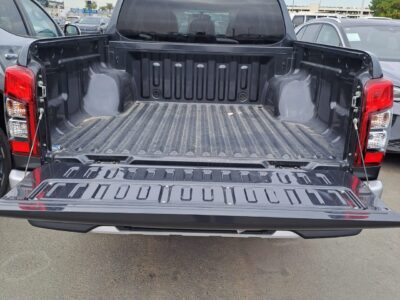 2023 Mitsubishi L200 Sportero 2.4 Litres 4 Cylinder Diesel Engine Black Pick Up Truck