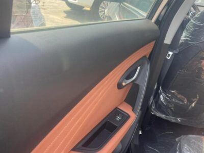 2024 Jetour X70 1.5L Turbocharged 4-cylinder Petrol Engine Grey Tan Midsize SUV