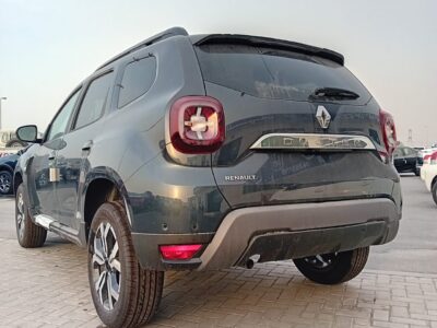 2023 Renault Duster 1.6 Litres Inline 4 Petrol Engine Black SUV FWD Automatic