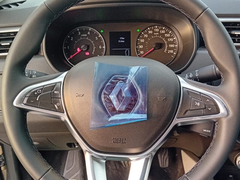 2023 Renault Duster 1.6 Litres Inline 4 Petrol Engine Black SUV FWD Automatic