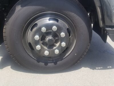 2023 Isuzu FSR Chassis 8.2L Diesel Non-Turbo Engine White Grey Truck