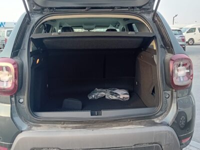 2023 Renault Duster 1.6 Litres Inline 4 Petrol Engine Black SUV FWD Automatic