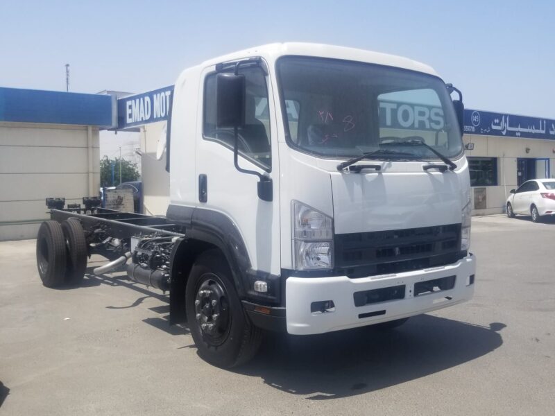 2023 Isuzu FSR Chassis 8.2L Diesel Non-Turbo Engine White Grey Truck