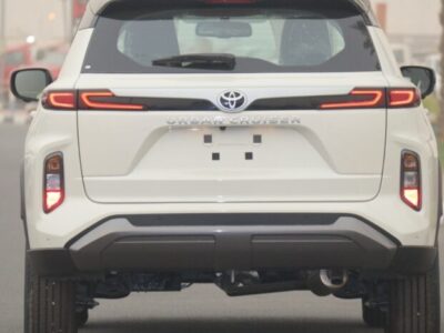 2024 Toyota Urban Cruiser 1.5-litre 4-cylinder Petrol Engine White Brown Compact SUV