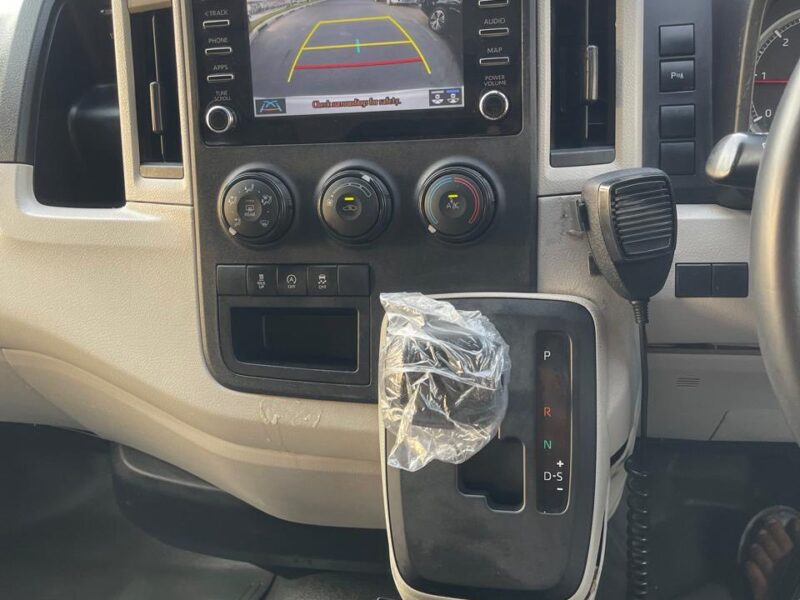 2019 Toyota Hiace Commuter 2.8L 4 Cylinder Turbo Diesel Automatic White Ambulance