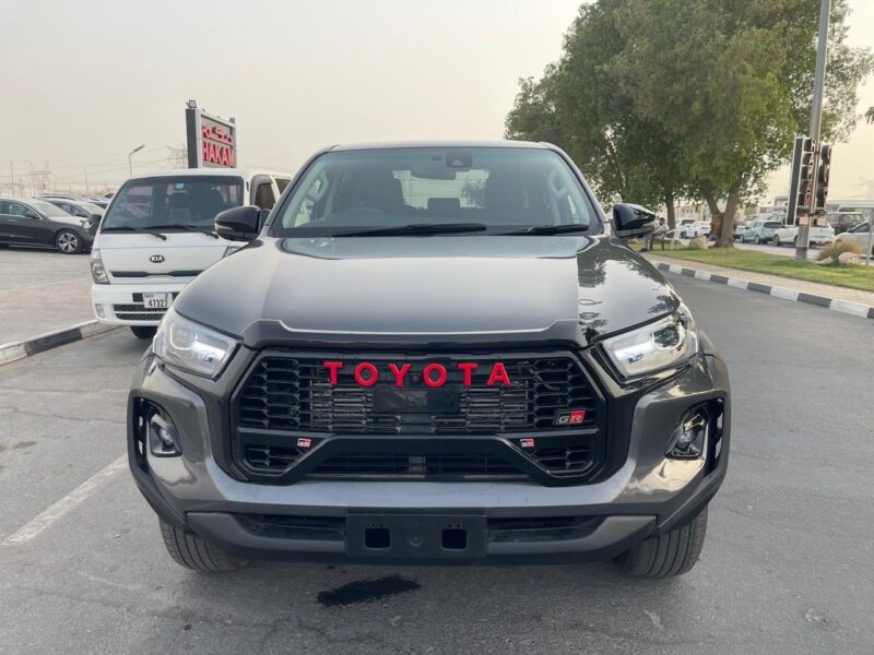 2024 Toyota Hilux GR SR5 2.8L Turbo Diesel Inline-4 Engine Grey Black Pick Up Truck