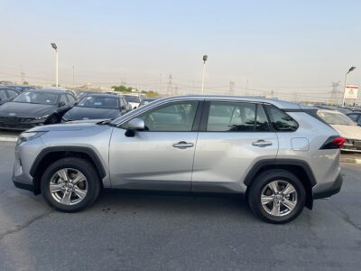 2024 Toyota RAV 4 GX Hybrid 2.5-liter 4-cylinder in-line Engine Grey Black SUV AWD