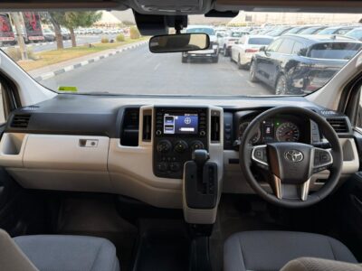 2019 Toyota Hiace Commuter 2.8L 1GD-FTV inline-4 turbo-diesel Engine White Grey Van