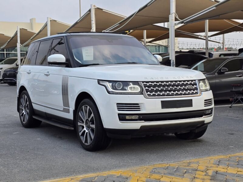 2015 Land Rover Range Rover Vogue Supercharged 5.0 Litres V8 Engine White Beige SUV