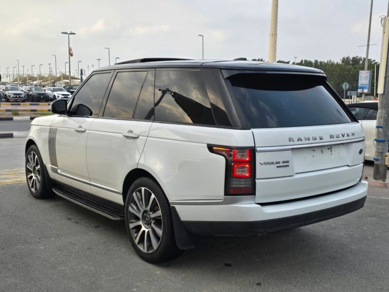 2015 Land Rover Range Rover Vogue Supercharged 5.0 Litres V8 Engine White Beige SUV