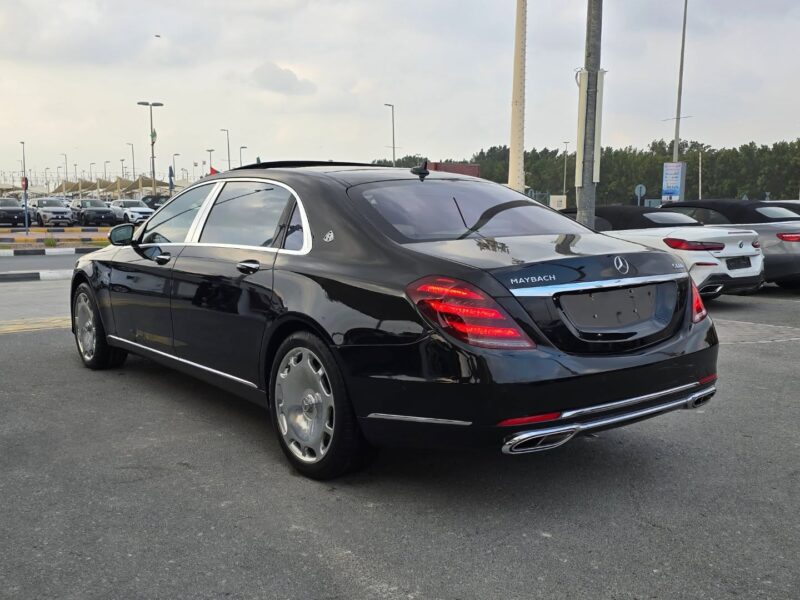 2016 Mercedes-Maybach S 600 6.0L V12 Twin-Turbo Black Beige Luxury Large Sedan