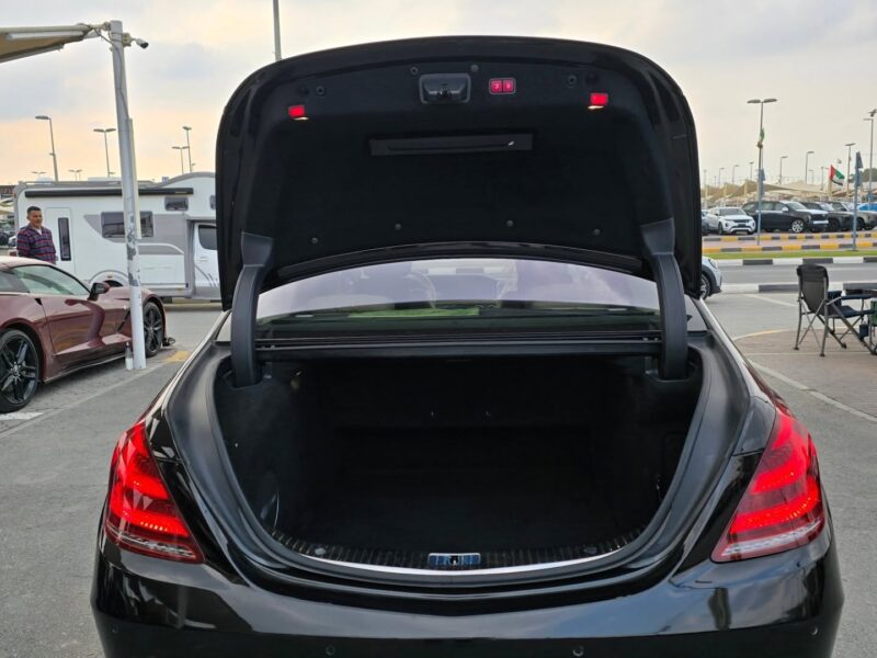 2016 Mercedes-Maybach S 600 6.0L V12 Twin-Turbo Black Beige Luxury Large Sedan