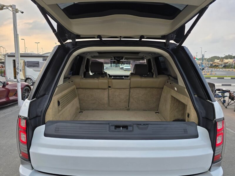 2015 Land Rover Range Rover Vogue Supercharged 5.0 Litres V8 Engine White Beige SUV