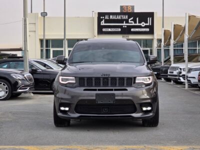 2019 Jeep Grand Cherokee SRT 6.4 Liters V8 Petrol Engine Grey Black SUV Full Specifications