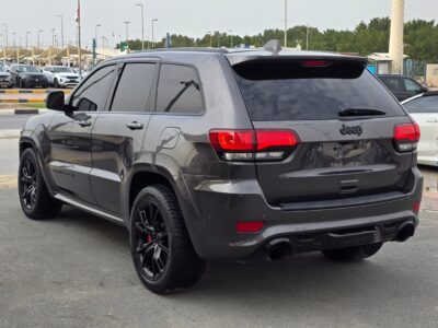 2019 Jeep Grand Cherokee SRT 6.4 Liters V8 Petrol Engine Grey Black SUV Full Specifications
