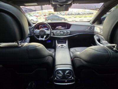 2018 Mercedes-Benz AMG S 63 4.0-liter twin-turbocharged V8 Engine Grey Black Sedan