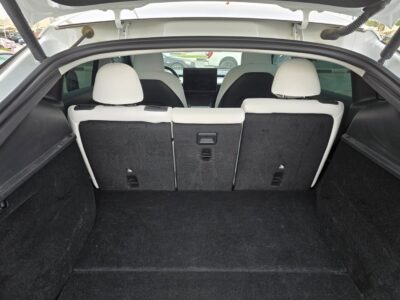 2024 Tesla Model Y Dual Motor Long Range Performance White Beige SUV Quad Drive