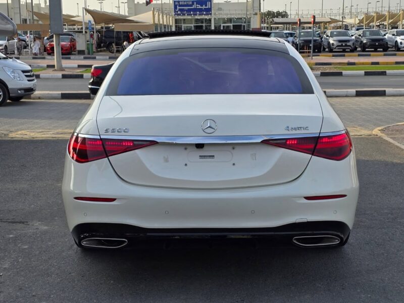 2021 Mercedes-Benz S500 4MATIC 3.0-liter Turbocharged inline-6 Engine White Black Sedan