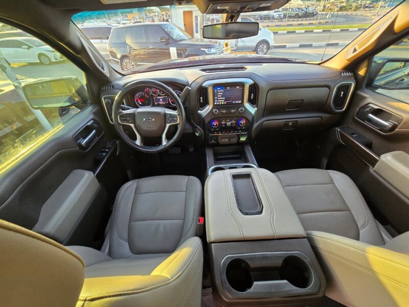 2021 Chevrolet Silverado 1500 Z71 5.3 Litres EcoTec3 V8 Petrol Engine Blue Beige Pick UP