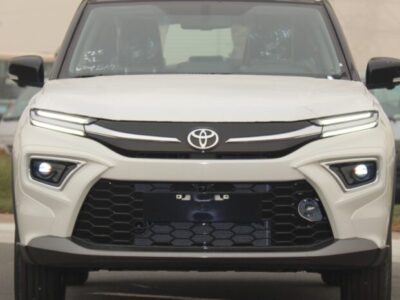 2024 Toyota Urban Cruiser 1.5-litre 4-cylinder Petrol Engine White Brown Compact SUV
