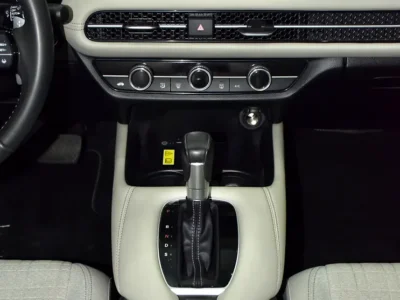 2023 Honda ZR-V EX 4 Cylinder Petrol Engine Grey Beige Crossover GCC Specs