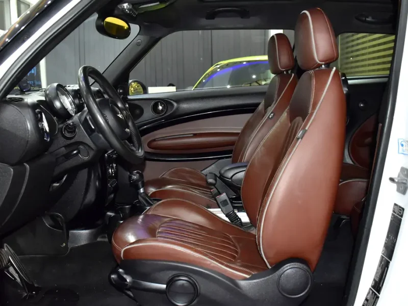 2013 MINI Paceman Cooper S 4 Cylinder Petrol Engine White Brown Hatchback GCC