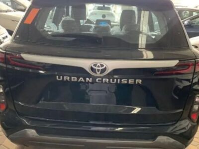 2024 Toyota Urban Cruiser 1.5-litre 4-cylinder Petrol Engine Black Brown Compact SUV
