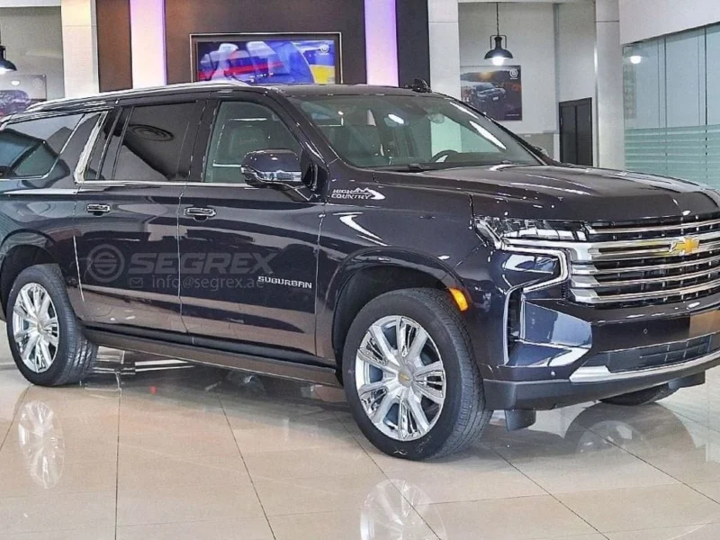 2023 Chevrolet Suburban High Country 6.2L 8 Cylinders Petrol AWD Grey Black SUV
