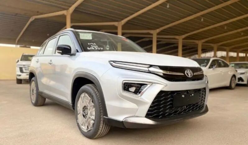 2024 Toyota Urban Cruiser 1.5-litre 4-cylinder Petrol Engine Silver Brown Compact SUV