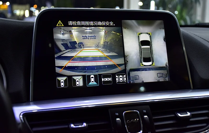 2019 GAC GA8 GL 4 Cylinder Petrol Engine Black Beige Sedan GCC Specs