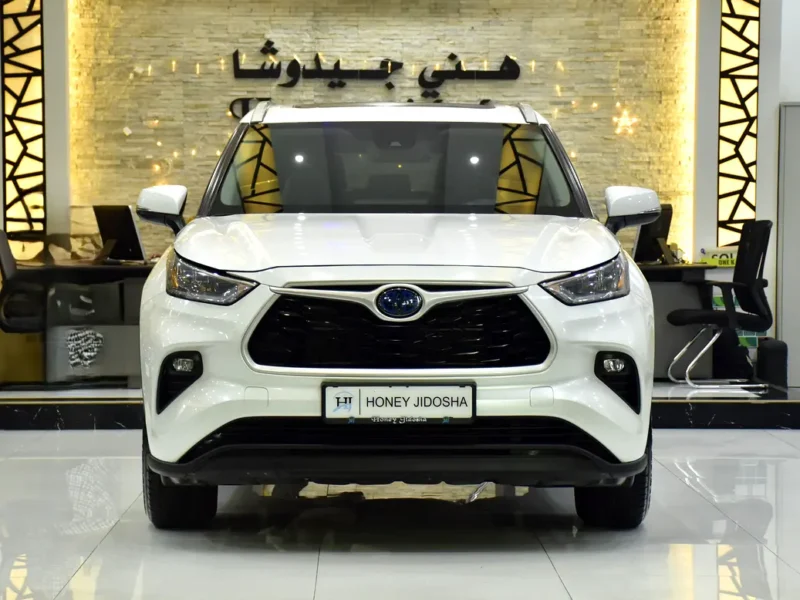 2023 Toyota Highlander Other 4 Cylinder Hybrid Engine White Grey SUV GCC Specs