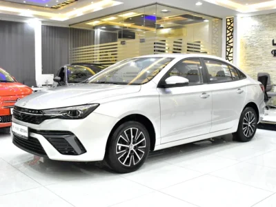 2026 MG MG5 Comfort 4 Cylinder petrol Engine Silver Black Sedan GCC Specs