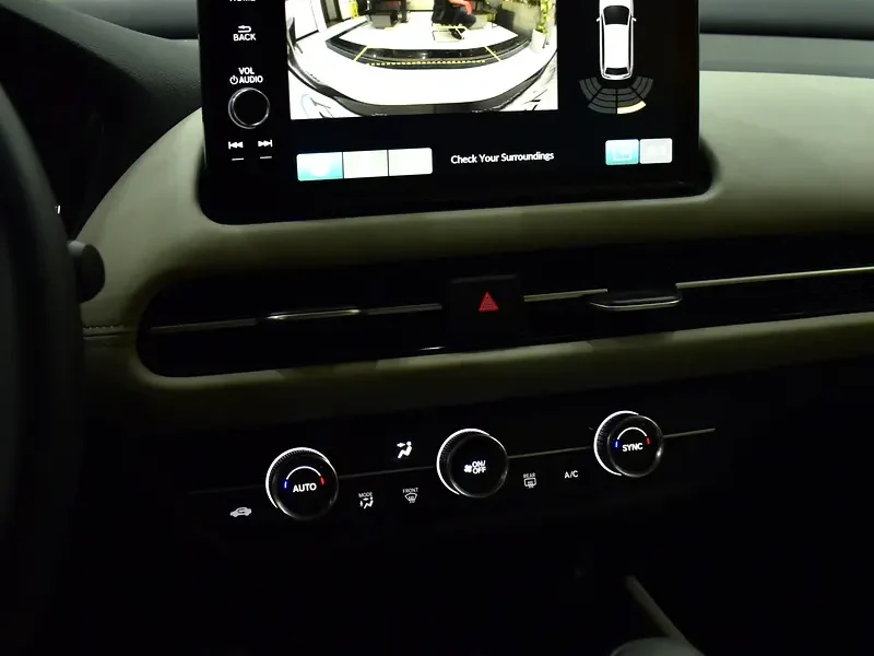 2023 Honda ZR-V EX 4 Cylinder Petrol Engine Grey Beige Crossover GCC Specs