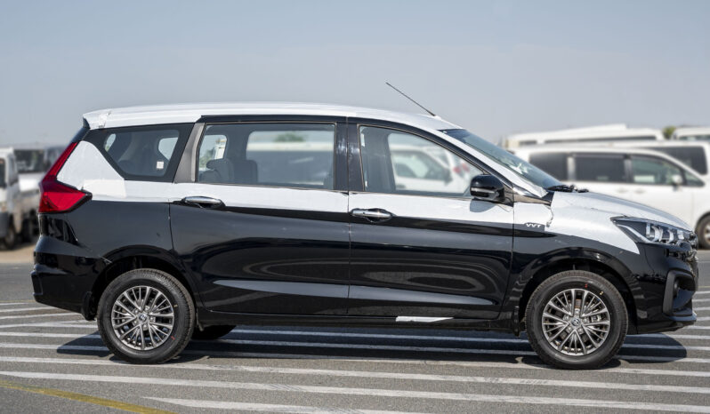 2024 Toyota Rumion 1.5-liter 4-cylinder Petrol Engine Black MPV FWD