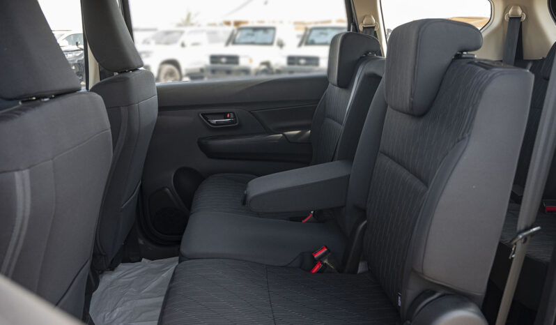 2024 Toyota Rumion 1.5-liter 4-cylinder Petrol Engine Silver Black MPV FWD