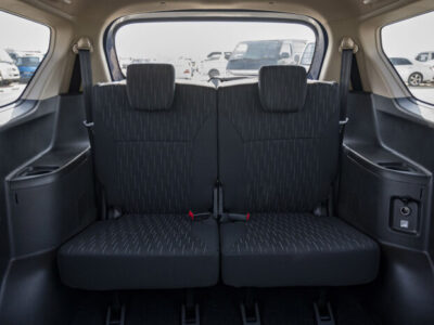 2024 Toyota Rumion 1.5-liter 4-cylinder Petrol Engine Gold Black MPV FWD