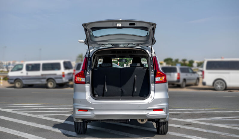 2024 Toyota Rumion 1.5-liter 4-cylinder Petrol Engine Silver Black MPV FWD