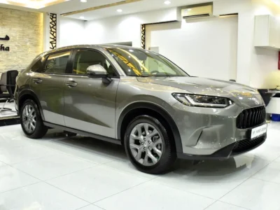 2023 Honda ZR-V EX 4 Cylinder Petrol Engine Grey Beige Crossover GCC Specs