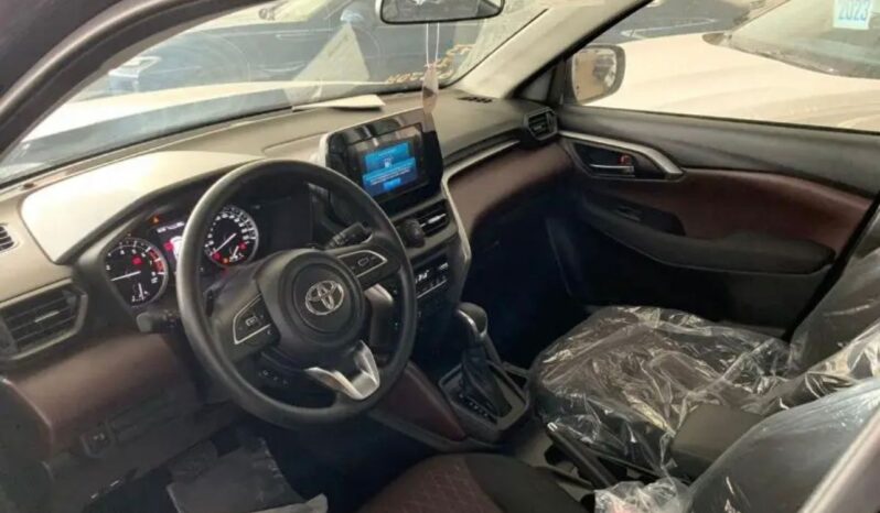 2024 Toyota Urban Cruiser 1.5-litre 4-cylinder Petrol Engine Black Brown Compact SUV