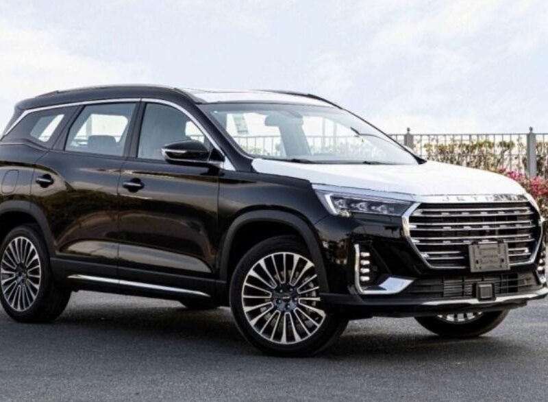 2024 Jetour X90 2.0-litre Turbocharged 4 Cylinders Petrol Engine Black Brown SUV FWD