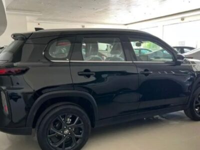 2024 Toyota Urban Cruiser 1.5-litre 4-cylinder Petrol Engine Black Brown Compact SUV