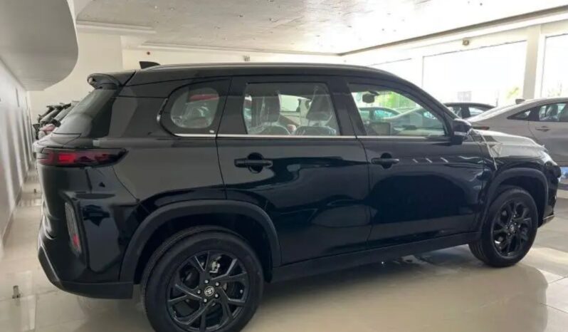 2024 Toyota Urban Cruiser 1.5-litre 4-cylinder Petrol Engine Black Brown Compact SUV