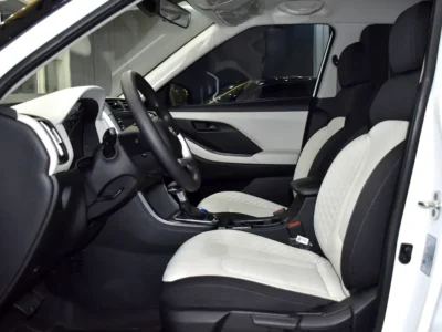 2024 Hyundai Creta S 4 Cylinder Petrol Engine White Black Crossover GCC Specs