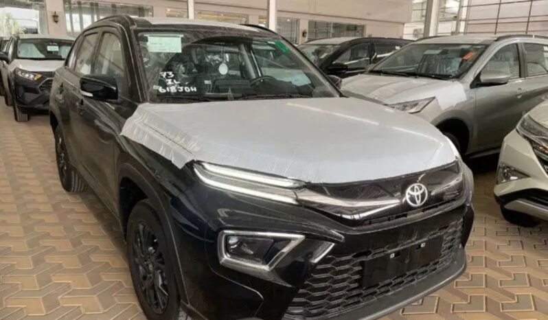 2024 Toyota Urban Cruiser 1.5-litre 4-cylinder Petrol Engine Black Brown Compact SUV