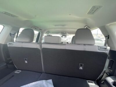 2023 Toyota Highlander Hybrid 2.5-liter 4 Cylinder Engine Black Grey SUV AWD