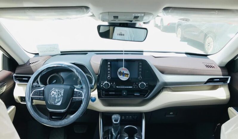 2023 Toyota Highlander Hybrid 2.5-liter 4 Cylinder Engine White Beige SUV AWD