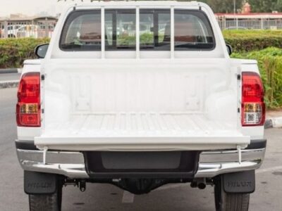 2022 Toyota Hilux 2.4 Mid Option 4 Cylinder 2.4-liter Diesel White Red Pickup Truck