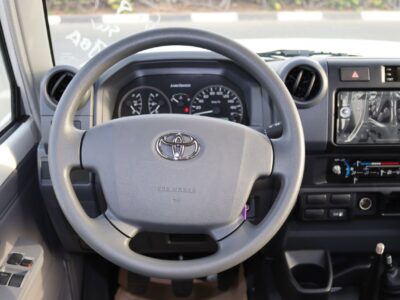 2022 Toyota Land Cruiser 78 4.2L Diesel 6 Cylinders Engine White Grey SUV 4WD