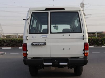 2022 Toyota Land Cruiser 78 4.2L Diesel 6 Cylinders Engine White Grey SUV 4WD